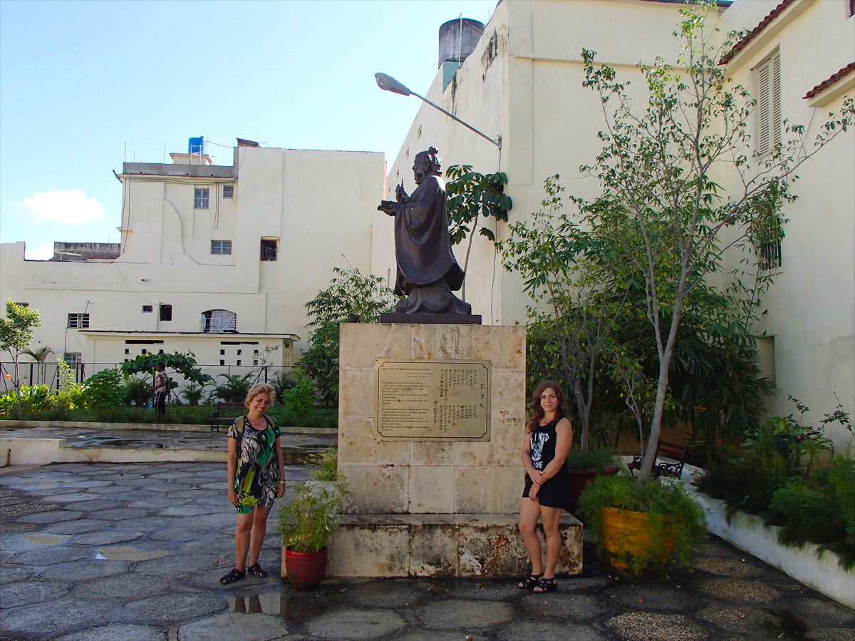 Cuba, La Habana - Caminando por las calles