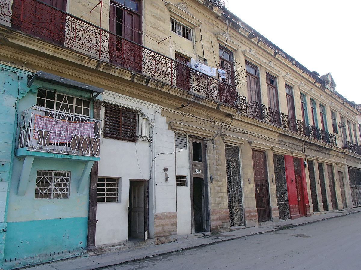 Cuba, La Habana - Caminando por las calles