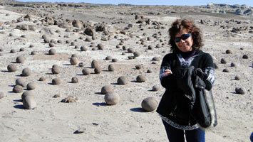 Parque Ischigualasto (Valle de la luna) - La esfinge y la cancha de bochas