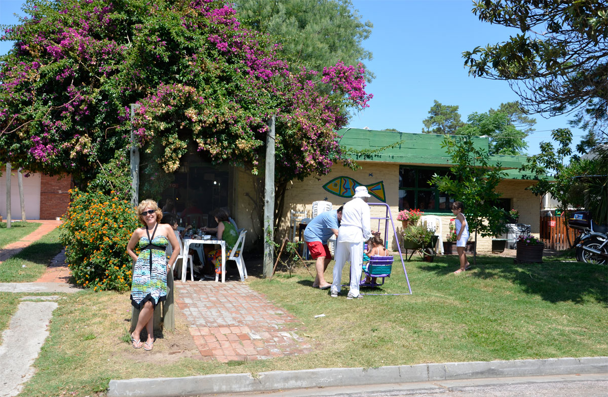 Piri&aacute;polis, Restaurante Picasso