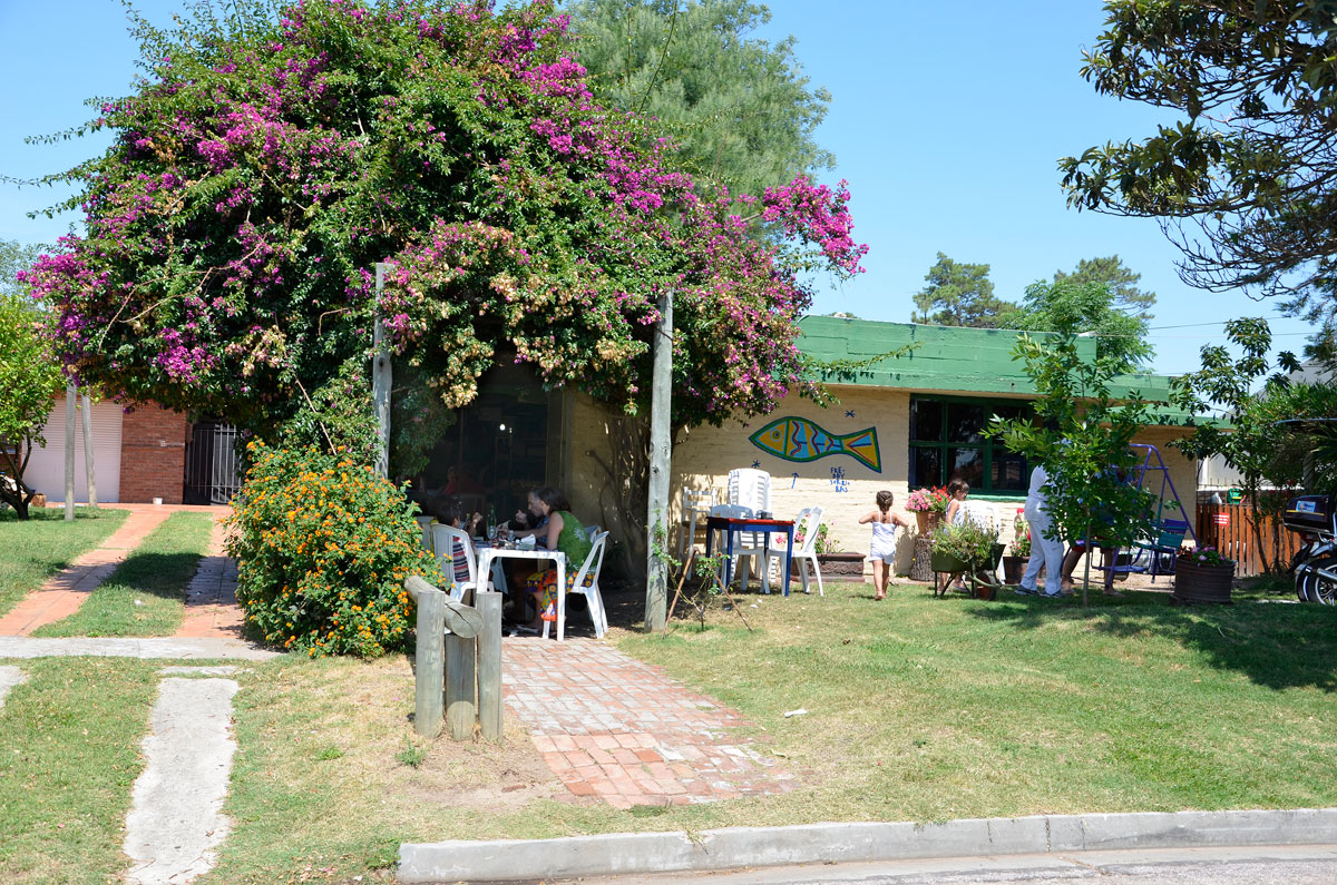 Piri&aacute;polis, Restaurante Picasso